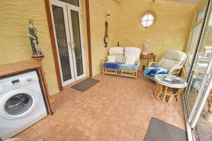 - click for photo gallery